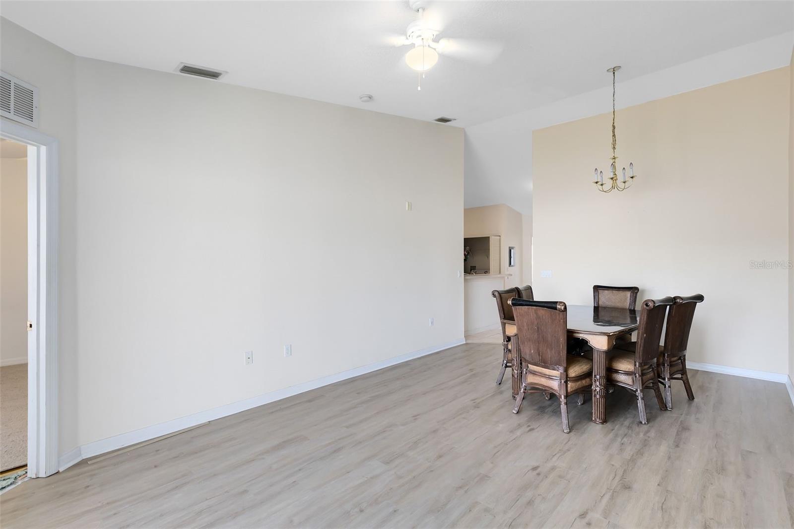 2858 CLUB CORTILE CIR #B, KISSIMMEE, FL, 34746