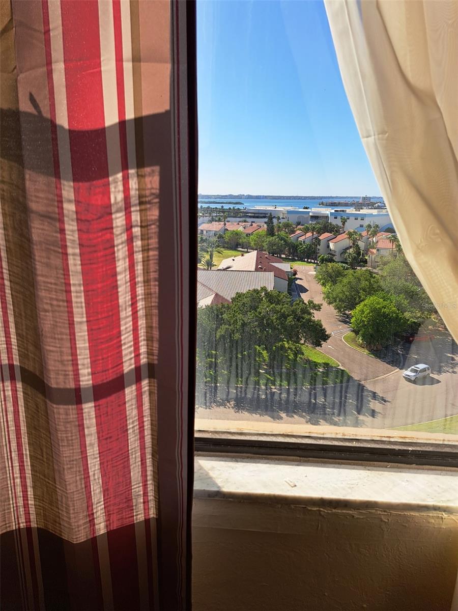 255 DOLPHIN PT #1006, CLEARWATER BEACH, FL, 33767