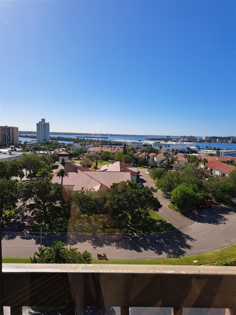 255 DOLPHIN PT #1006, CLEARWATER BEACH, FL, 33767