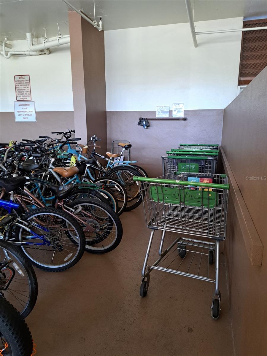 255 DOLPHIN PT #1006, CLEARWATER BEACH, FL, 33767