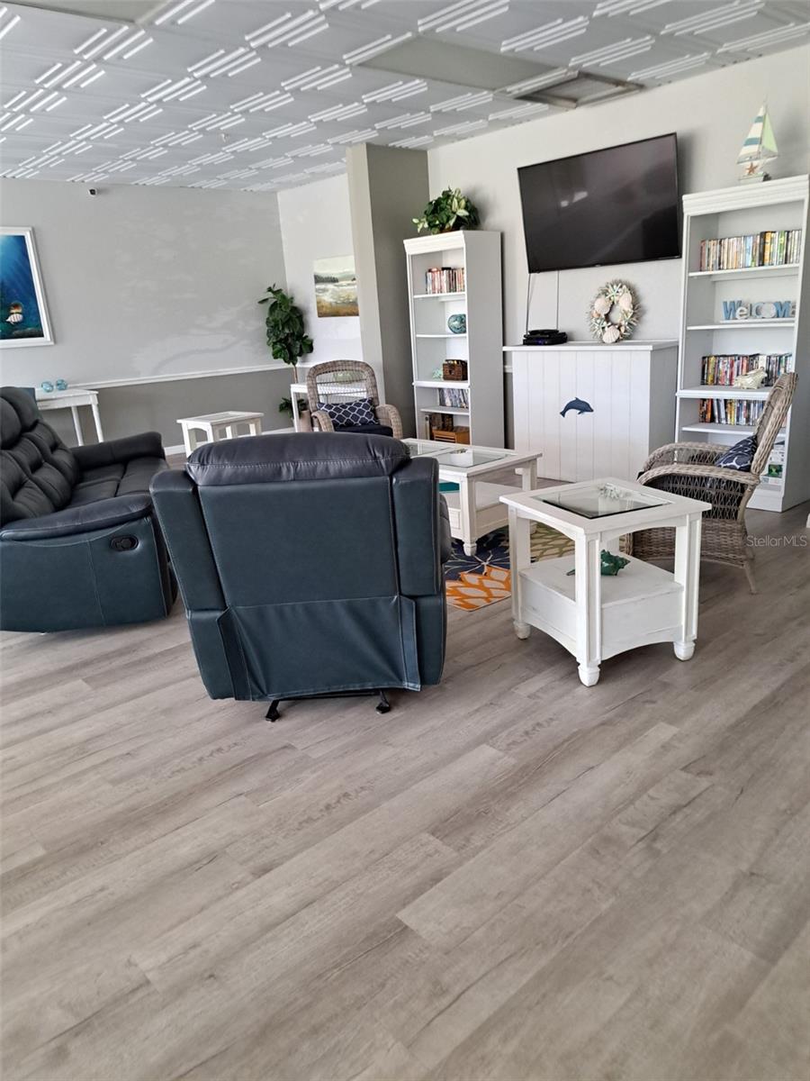 255 DOLPHIN PT #1006, CLEARWATER BEACH, FL, 33767