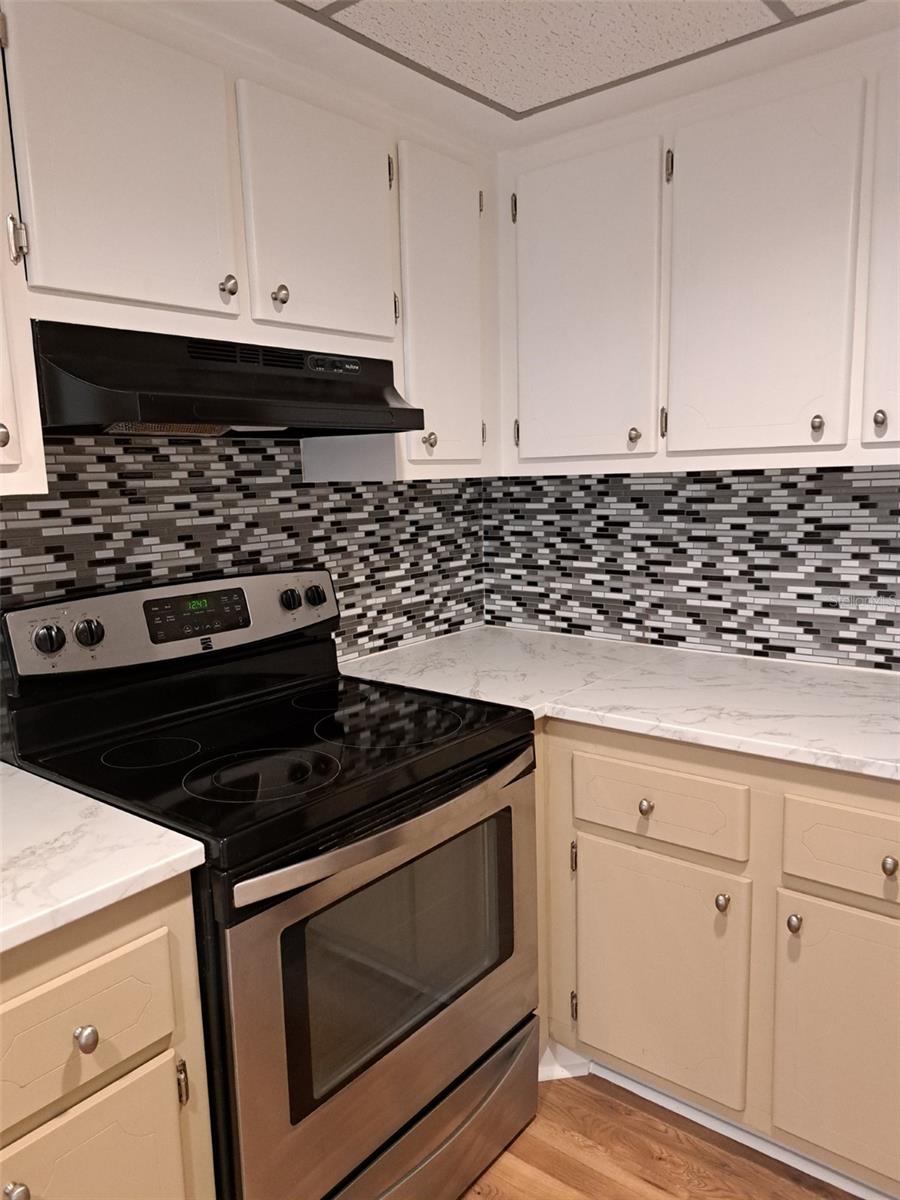 255 DOLPHIN PT #1006, CLEARWATER BEACH, FL, 33767