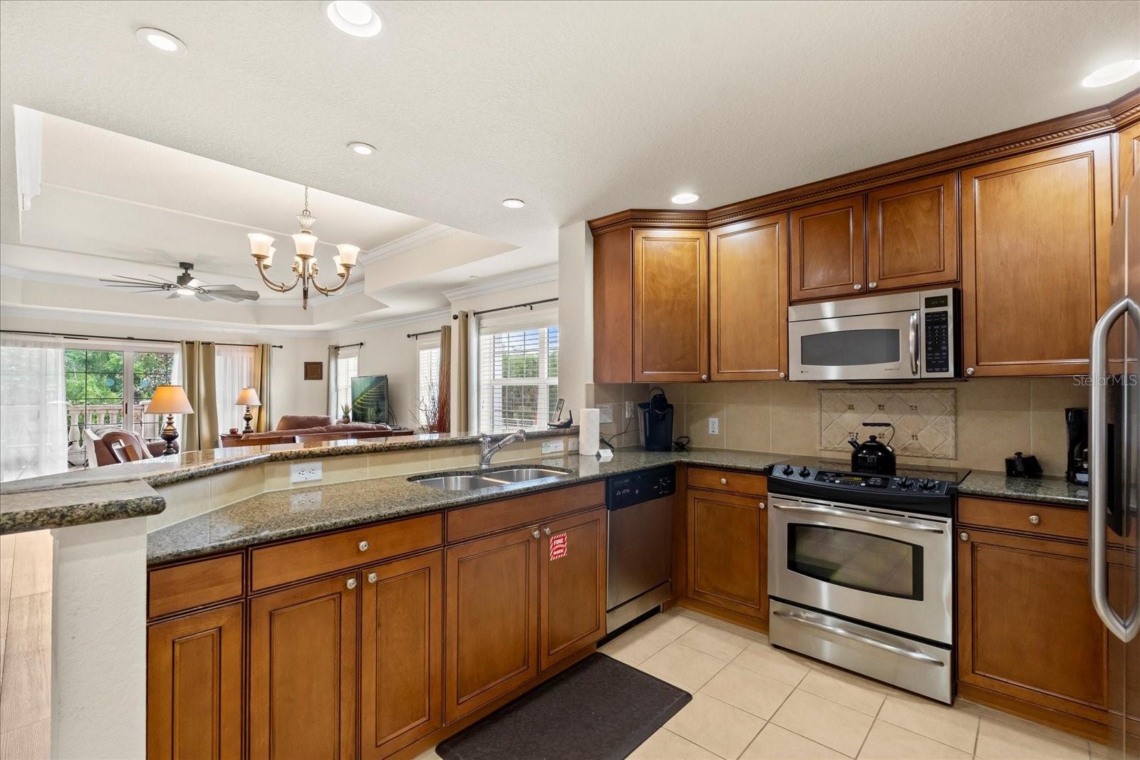 7662 WHISPER WAY #204, REUNION, FL, 34747