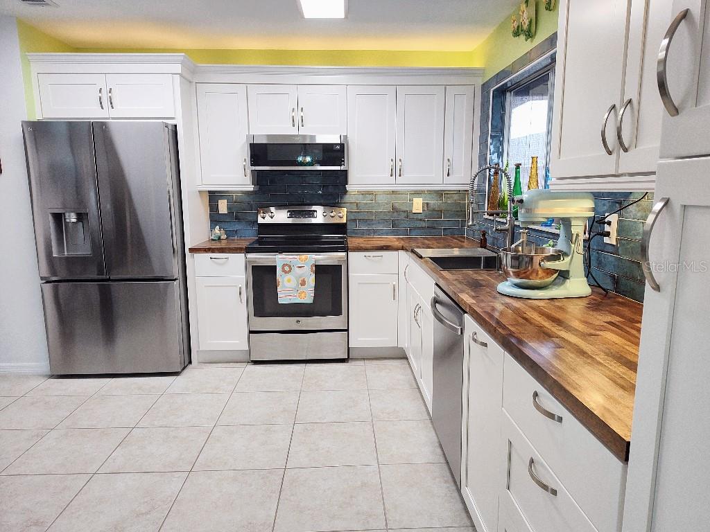 3339 AVANTI CIR, NORTH PORT, FL, 34287