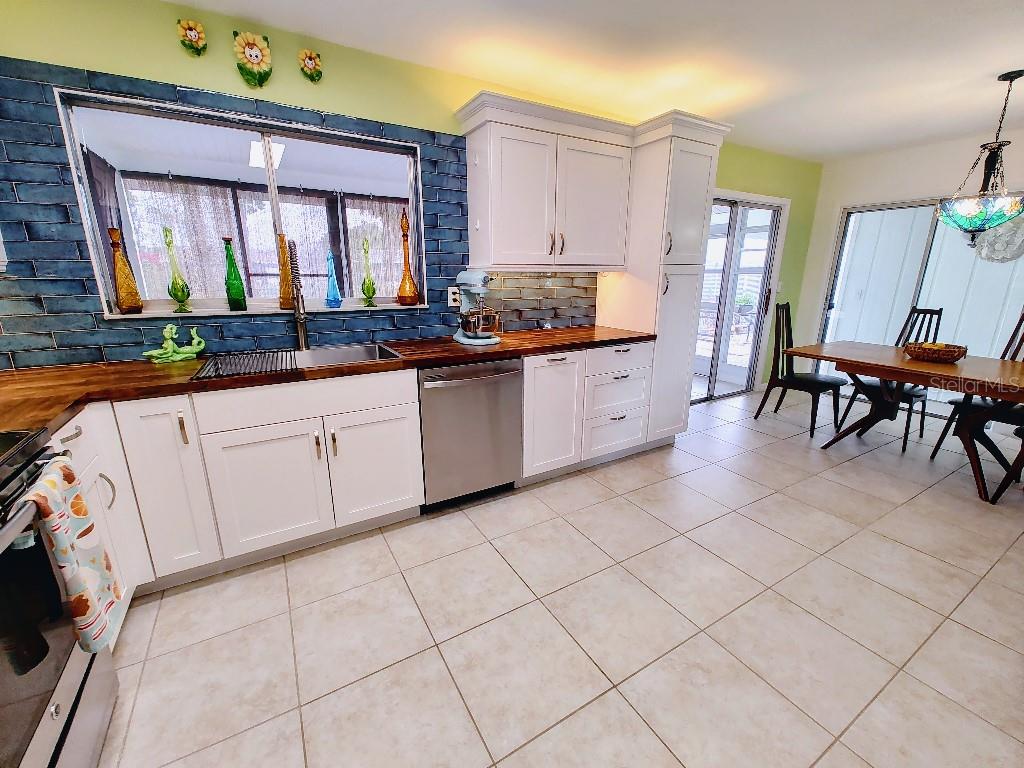 3339 AVANTI CIR, NORTH PORT, FL, 34287