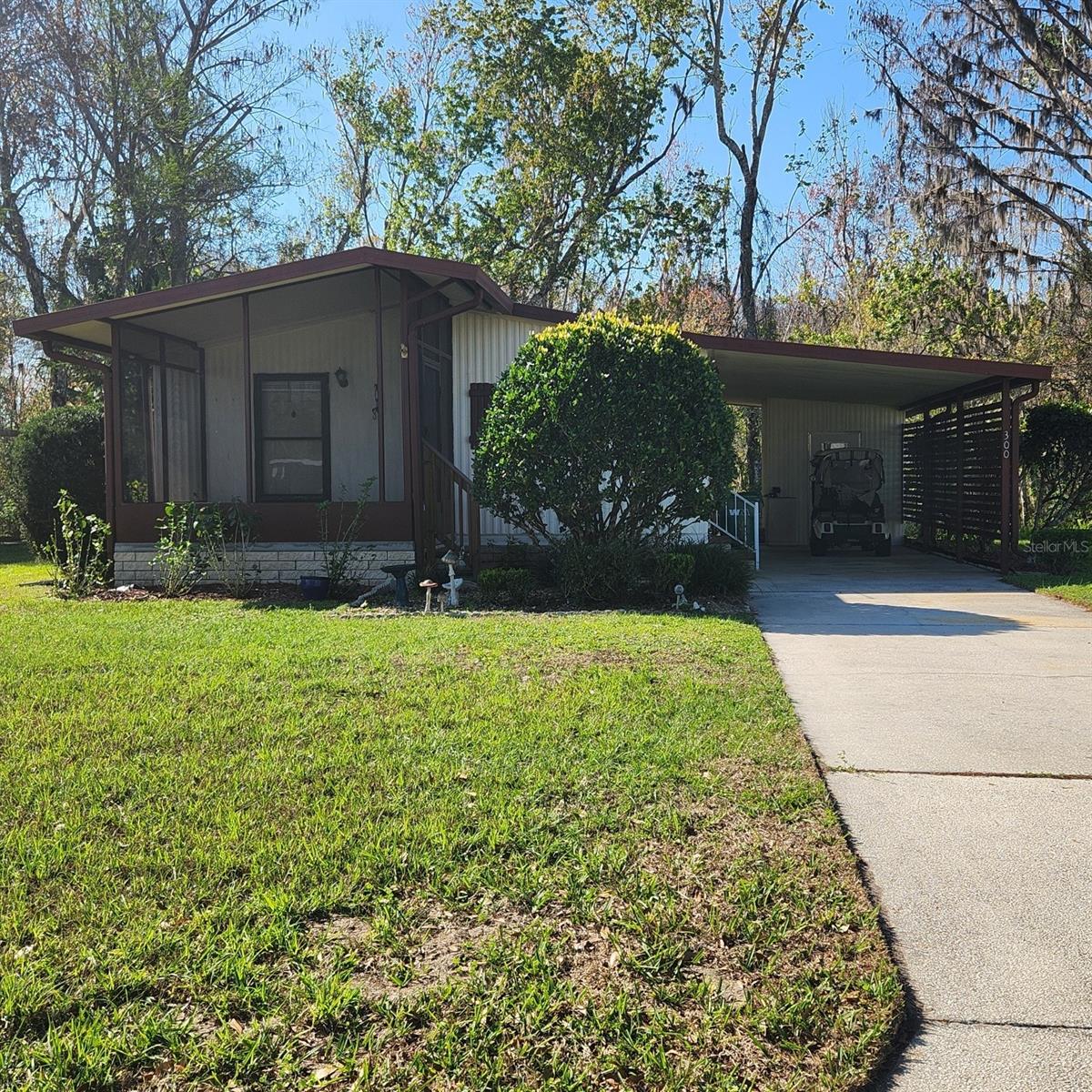 300 OAK BLVD, WILDWOOD, FL, 34785