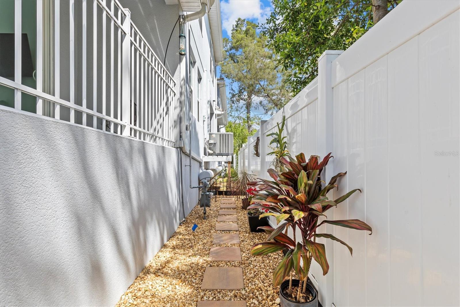 407 BIRDSONG LN, DUNEDIN, FL, 34698