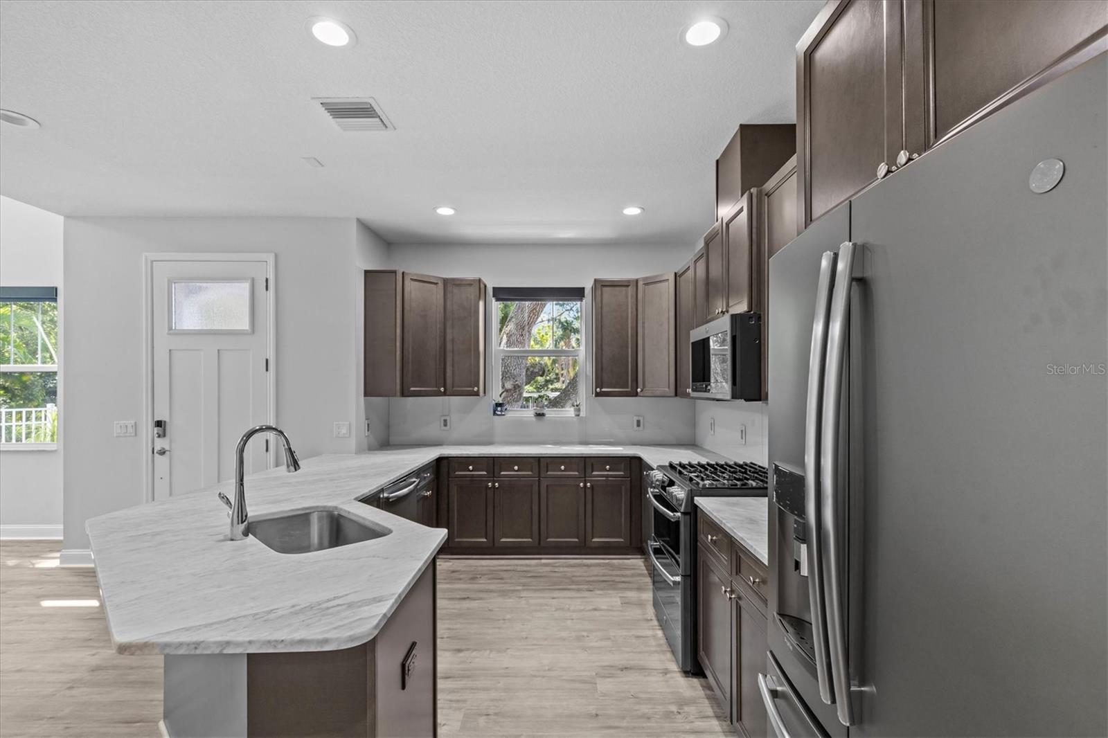 407 BIRDSONG LN, DUNEDIN, FL, 34698