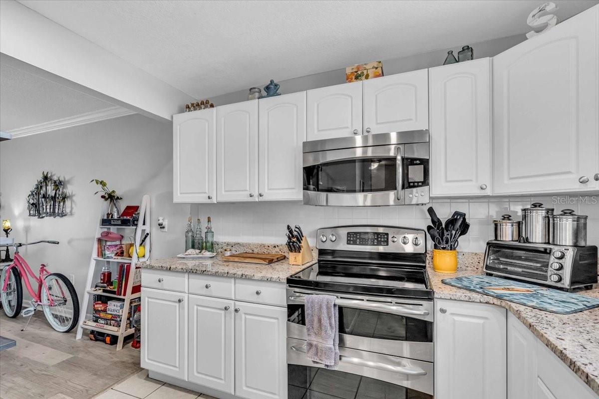 10540 77TH TER #208, SEMINOLE, FL, 33772