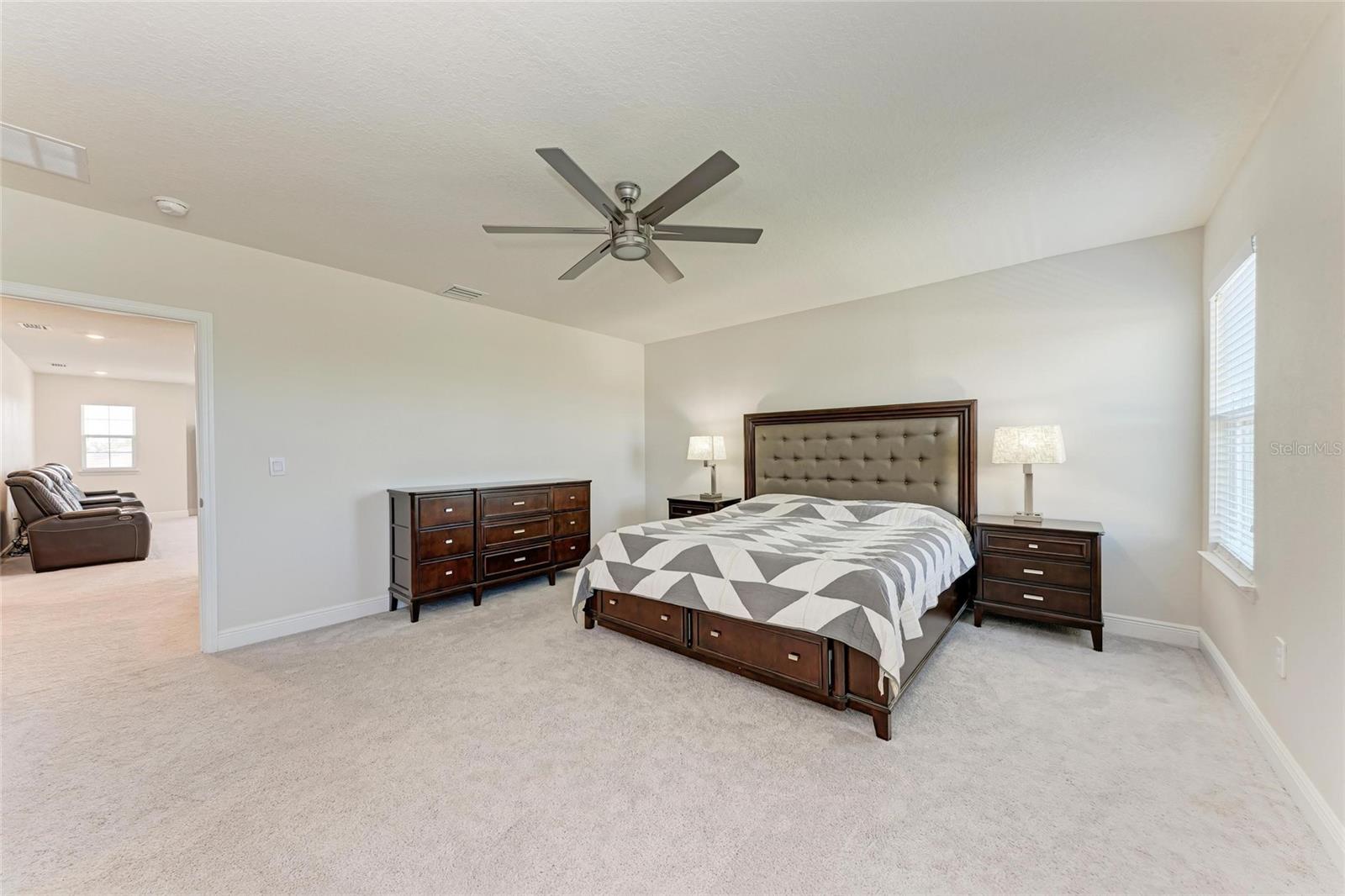 5336 GROVE MILL LOOP, LAKEWOOD RANCH, FL, 34211