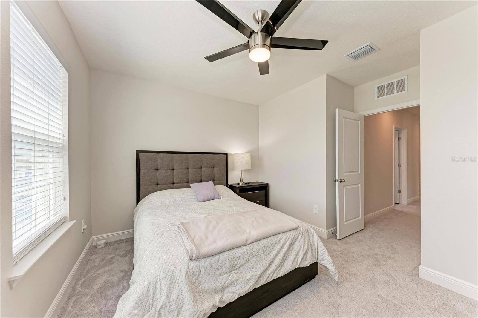 5336 GROVE MILL LOOP, LAKEWOOD RANCH, FL, 34211