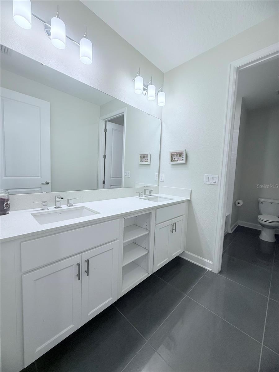 4721 CLOCK TOWER DR #402, KISSIMMEE, FL, 34746
