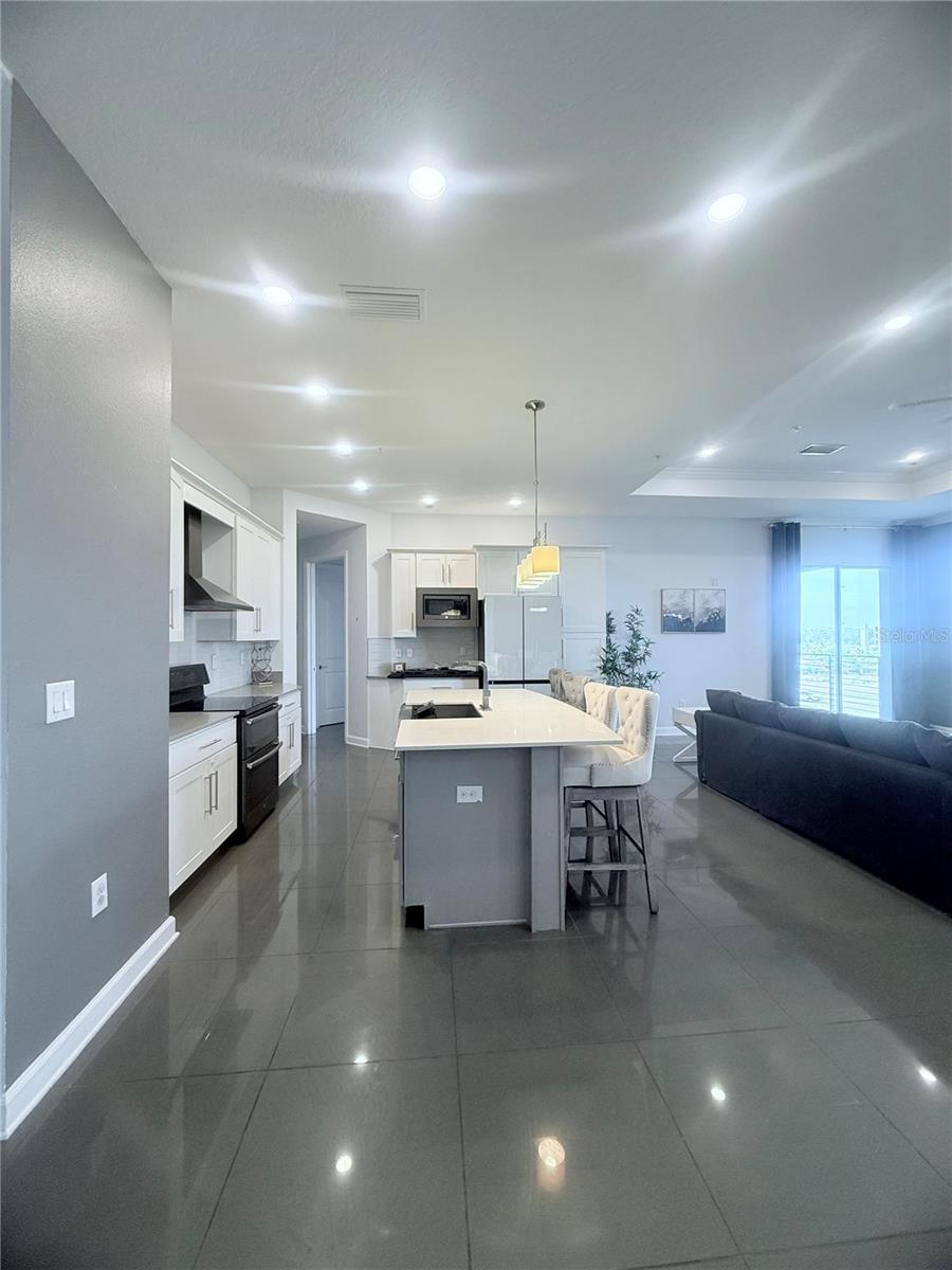 4721 CLOCK TOWER DR #402, KISSIMMEE, FL, 34746