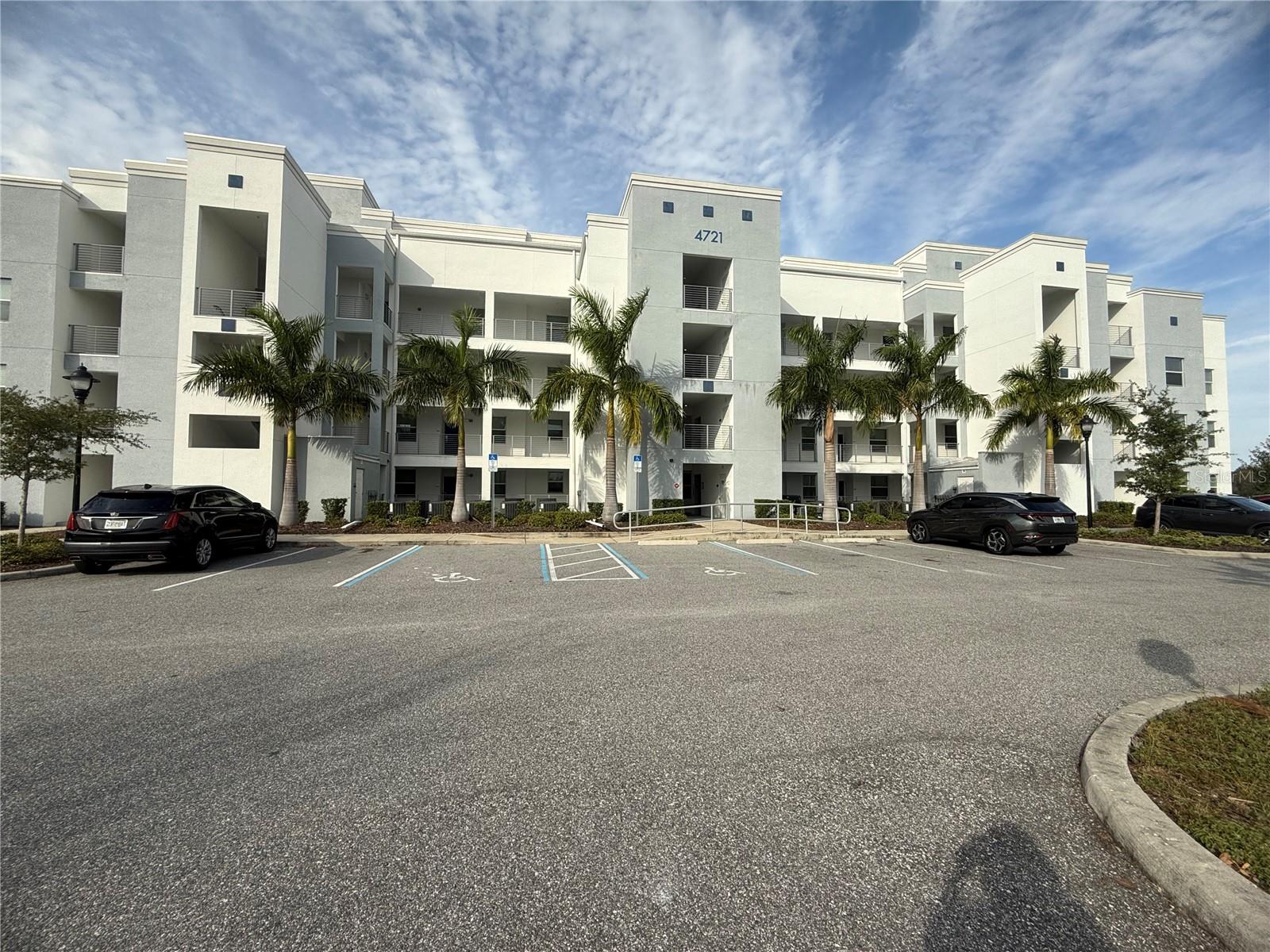 4721 CLOCK TOWER DR #402, KISSIMMEE, FL, 34746