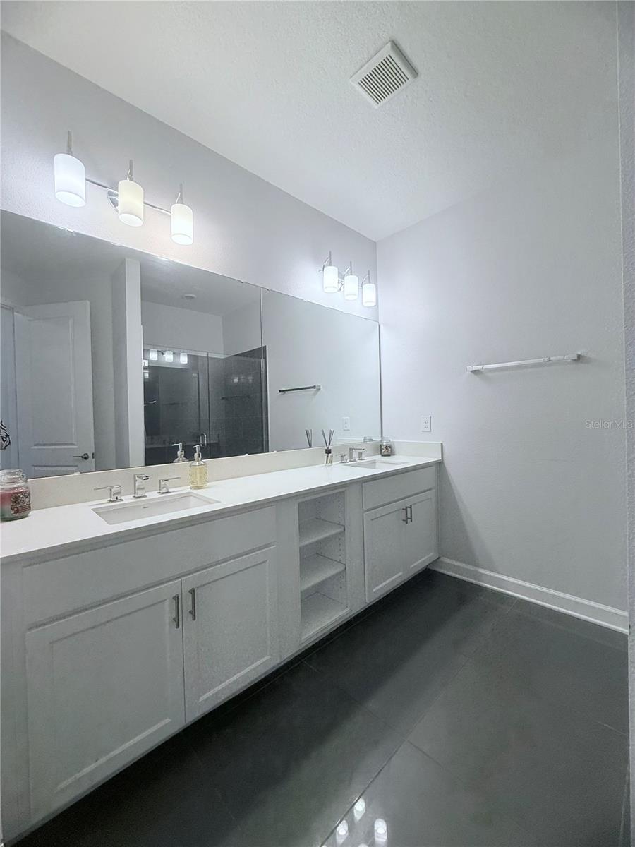 4721 CLOCK TOWER DR #402, KISSIMMEE, FL, 34746