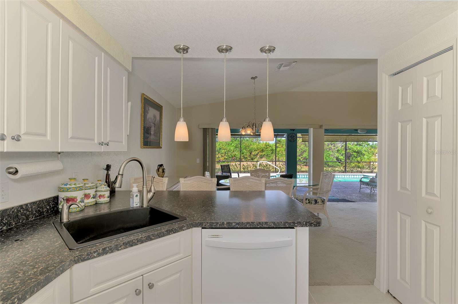 115 AUSTRALIAN DR, ROTONDA WEST, FL, 33947