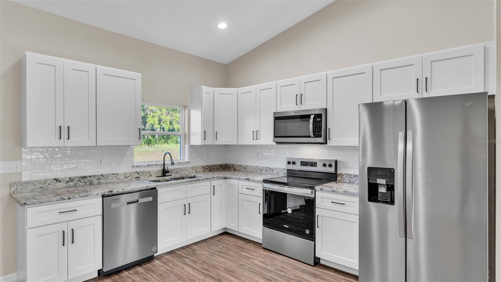 534 S PERRY AVE, FORT MEADE, FL, 33841