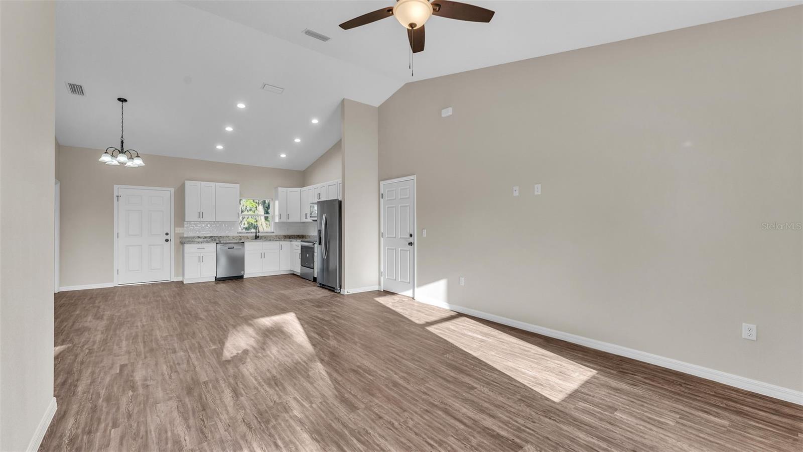 534 S PERRY AVE, FORT MEADE, FL, 33841