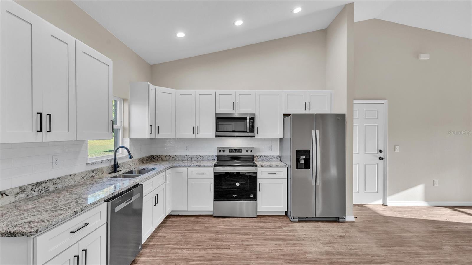 534 S PERRY AVE, FORT MEADE, FL, 33841