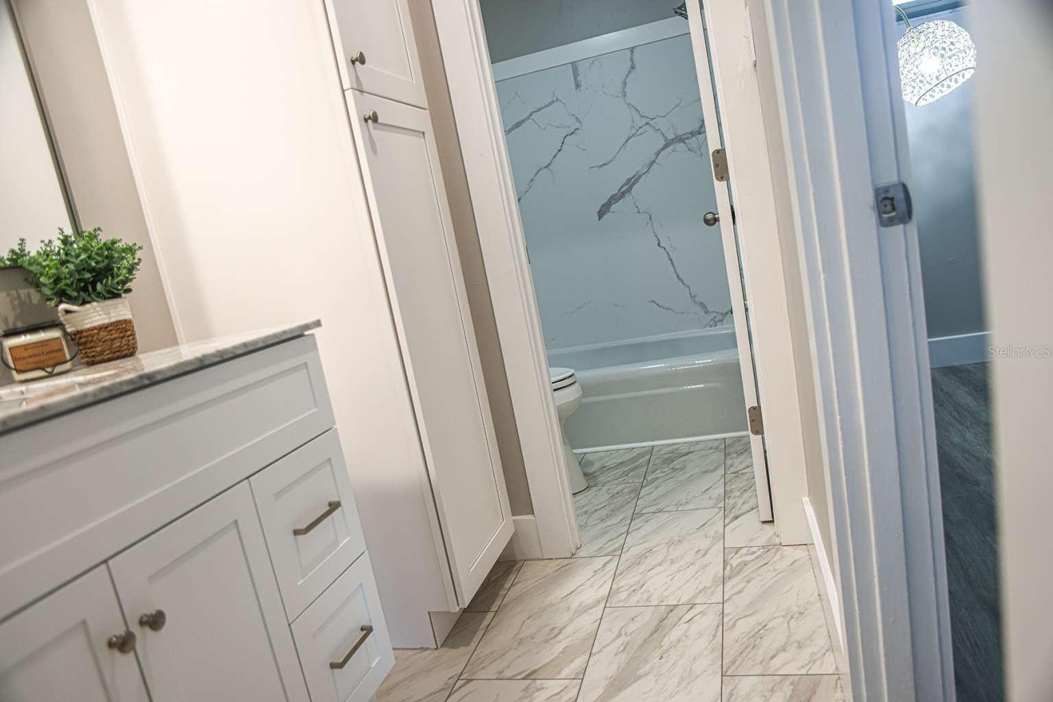 208 VILLA DR #208, OSPREY, FL, 34229