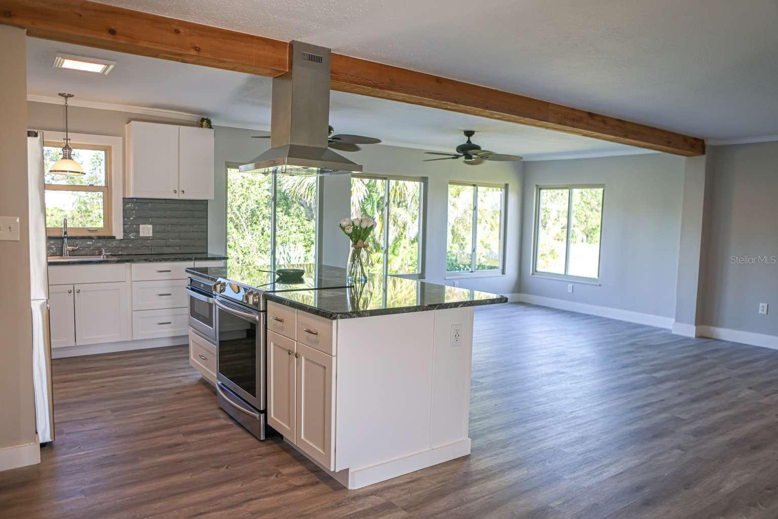 208 VILLA DR #208, OSPREY, FL, 34229