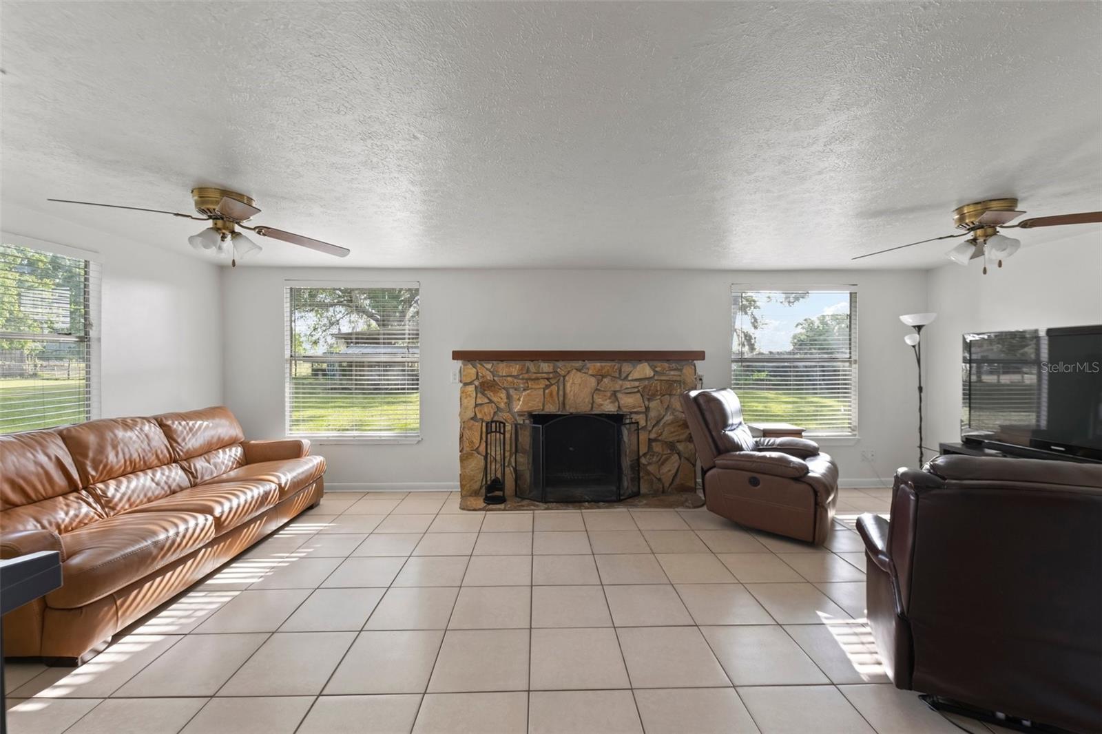 6302 FLETCHER RD, PLANT CITY, FL, 33565