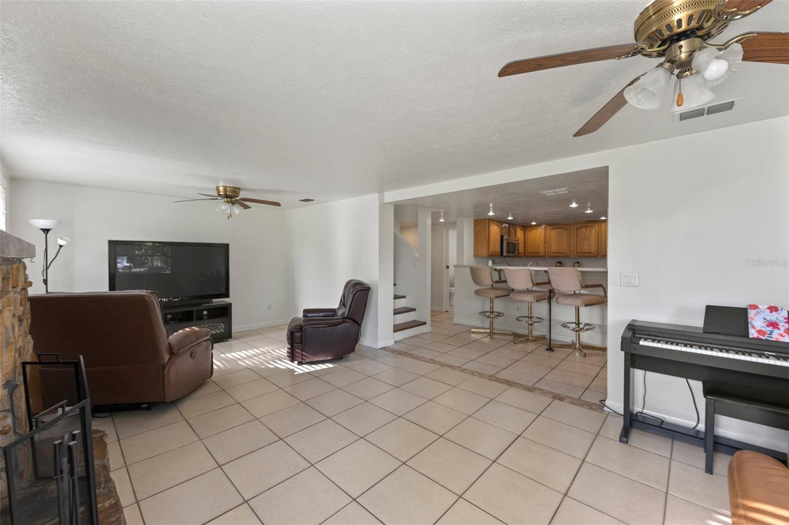 6302 FLETCHER RD, PLANT CITY, FL, 33565