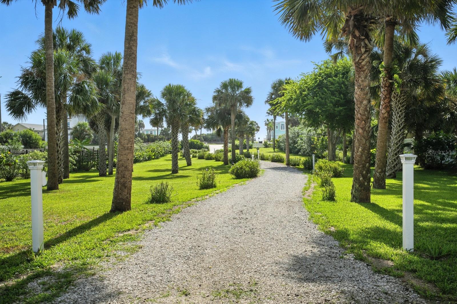 3162 N OCEAN SHORE BLVD, FLAGLER BEACH, FL, 32136