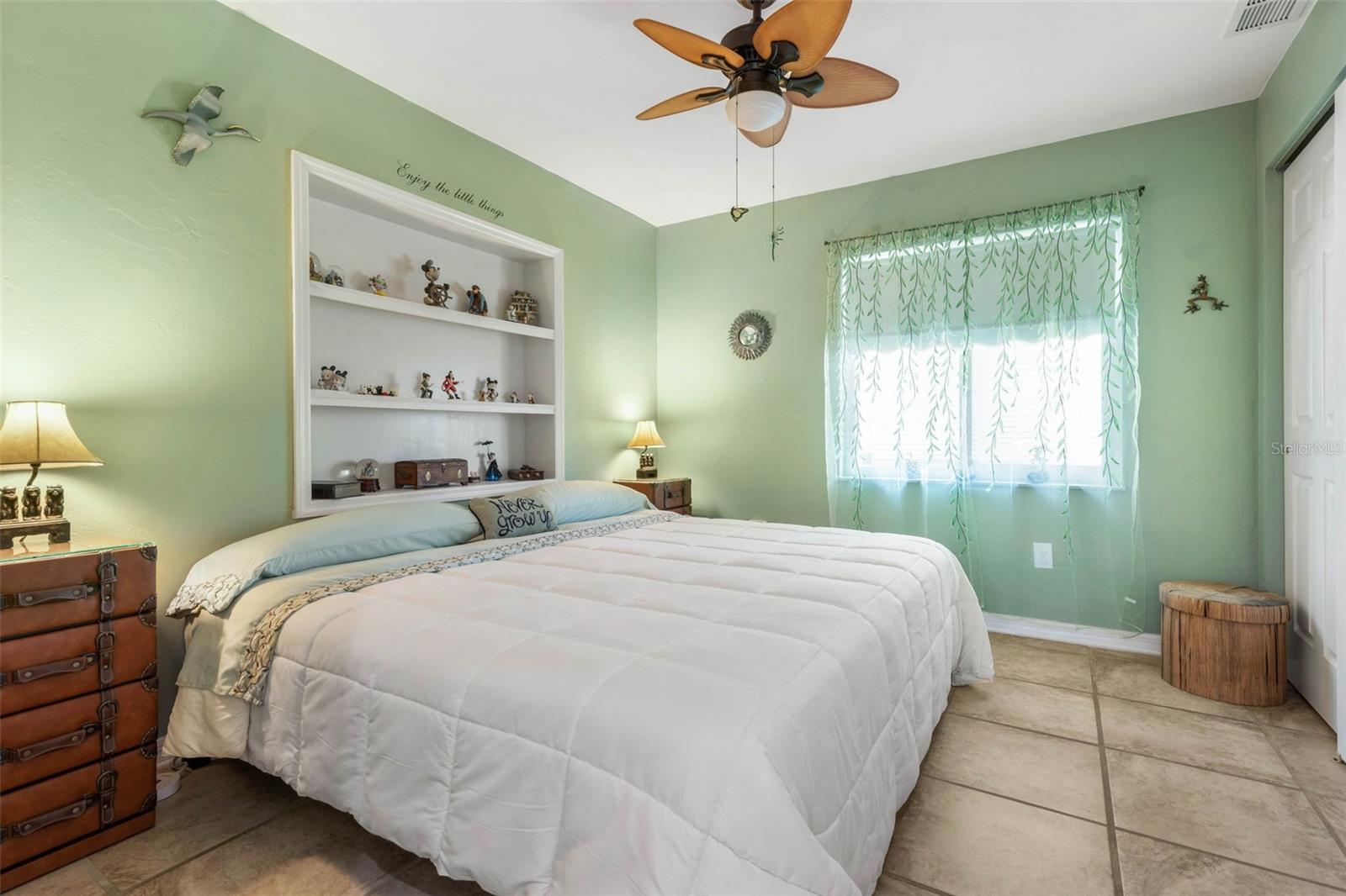 3162 N OCEAN SHORE BLVD, FLAGLER BEACH, FL, 32136