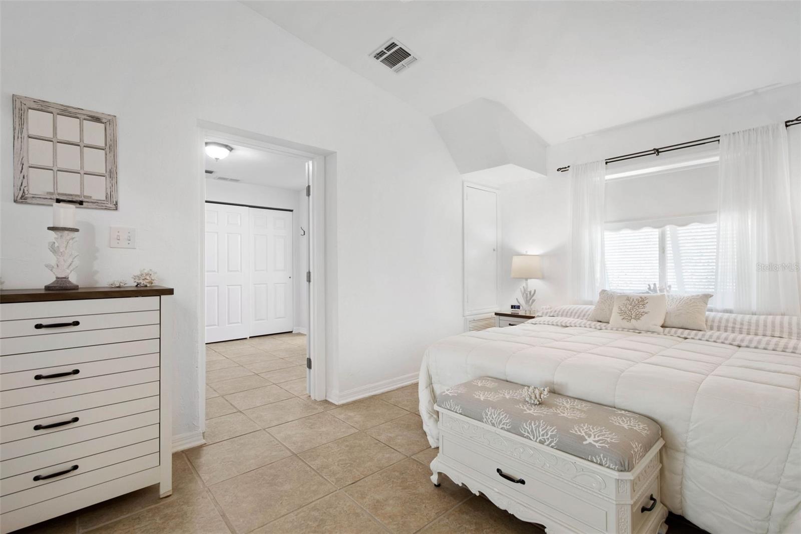 3162 N OCEAN SHORE BLVD, FLAGLER BEACH, FL, 32136