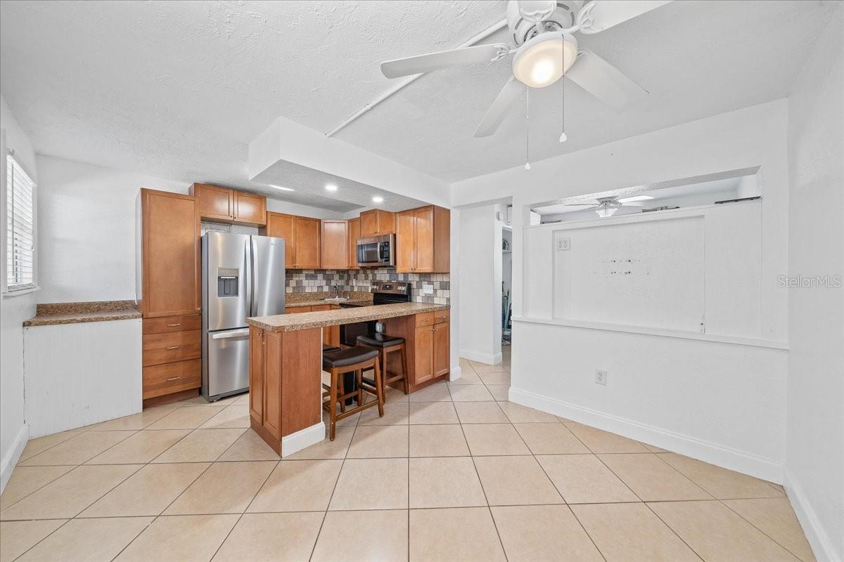 406 TYLER AVE E #5, CAPE CANAVERAL, FL, 32920