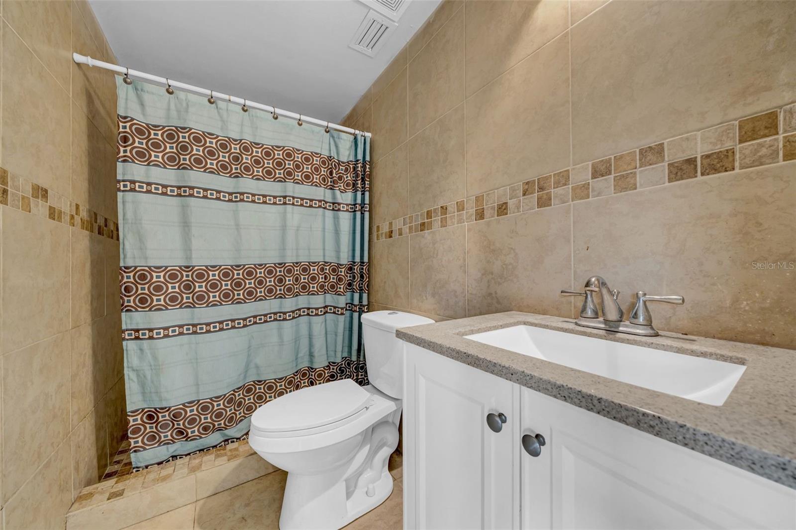 8325 ELKWOOD LN, TAMPA, FL, 33615