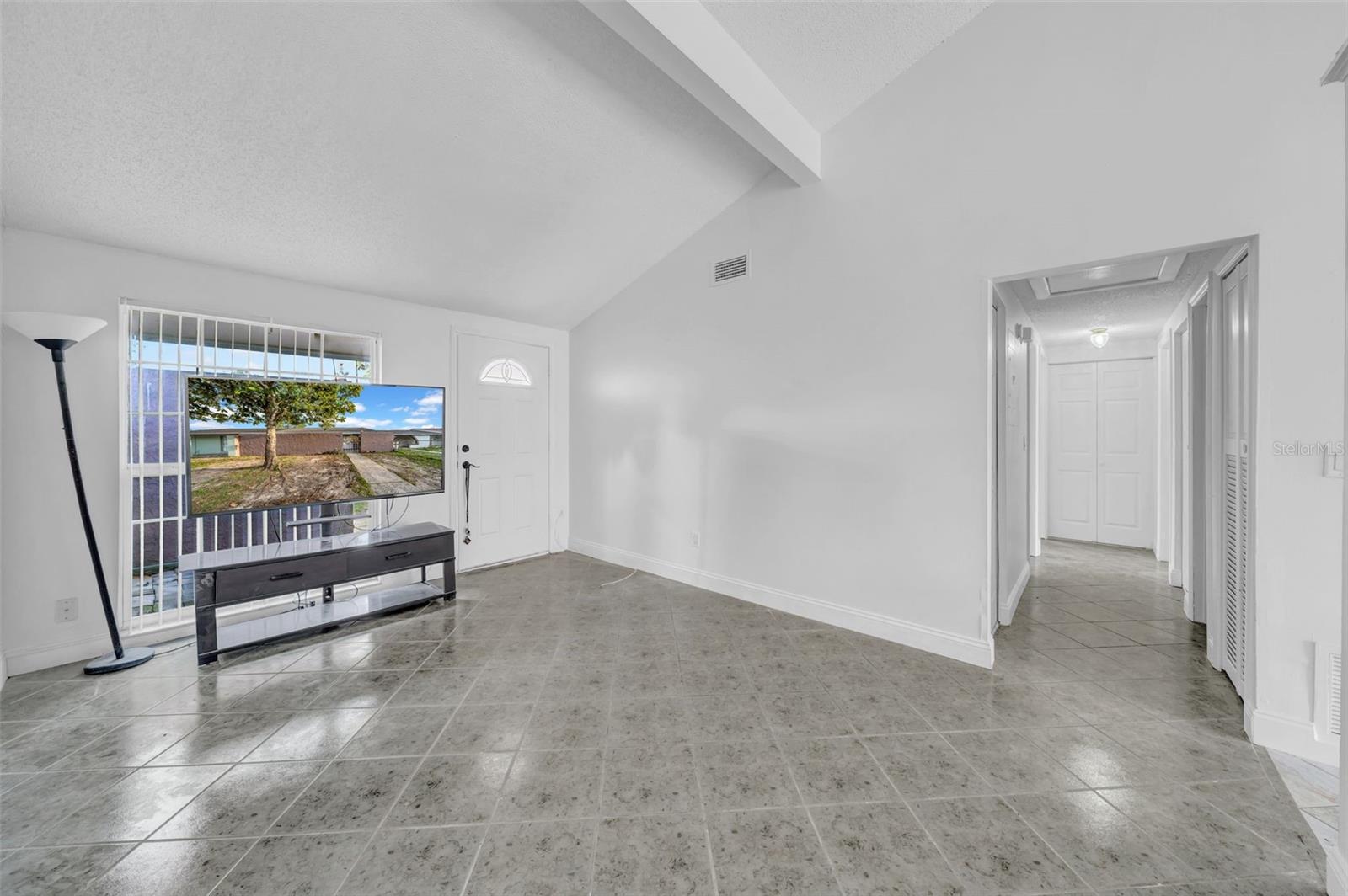 8325 ELKWOOD LN, TAMPA, FL, 33615