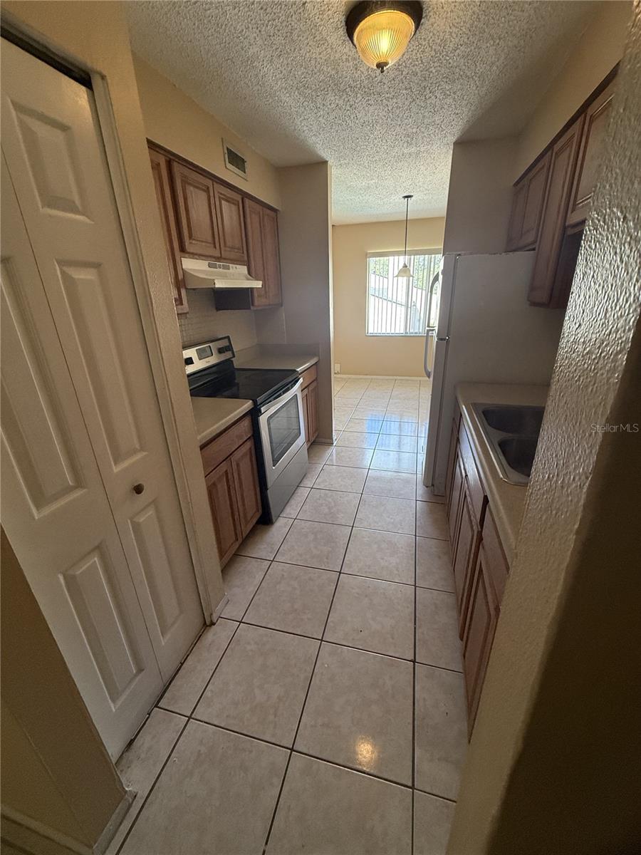 7507 PRESLEY PL #D, TAMPA, FL, 33617