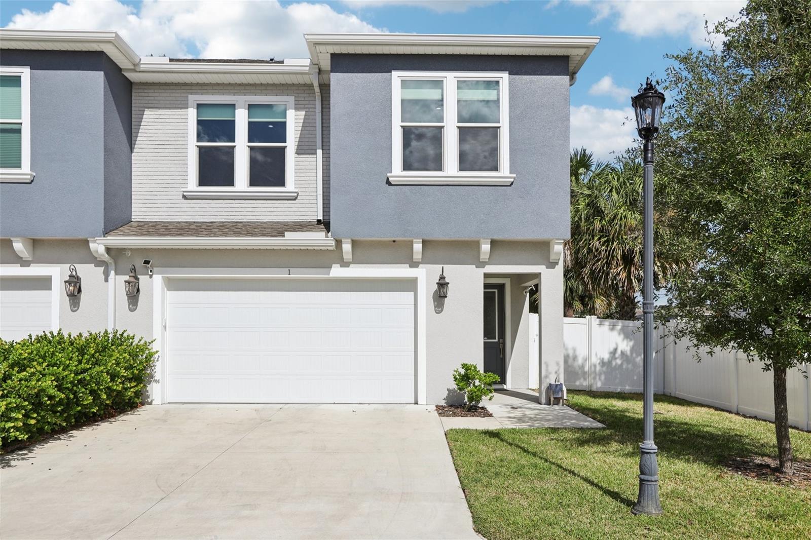 2704 W FIG ST #1, TAMPA, FL, 33609