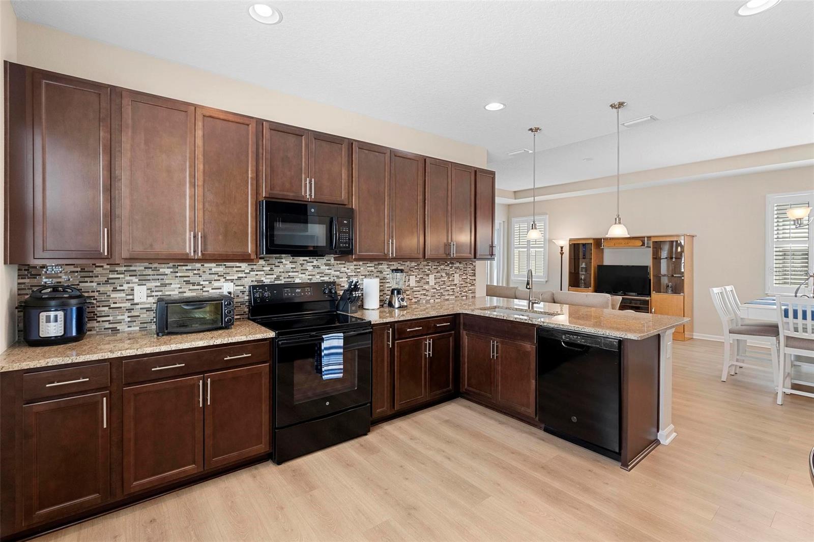 1088 AVERY MEADOWS WAY, DELAND, FL, 32724