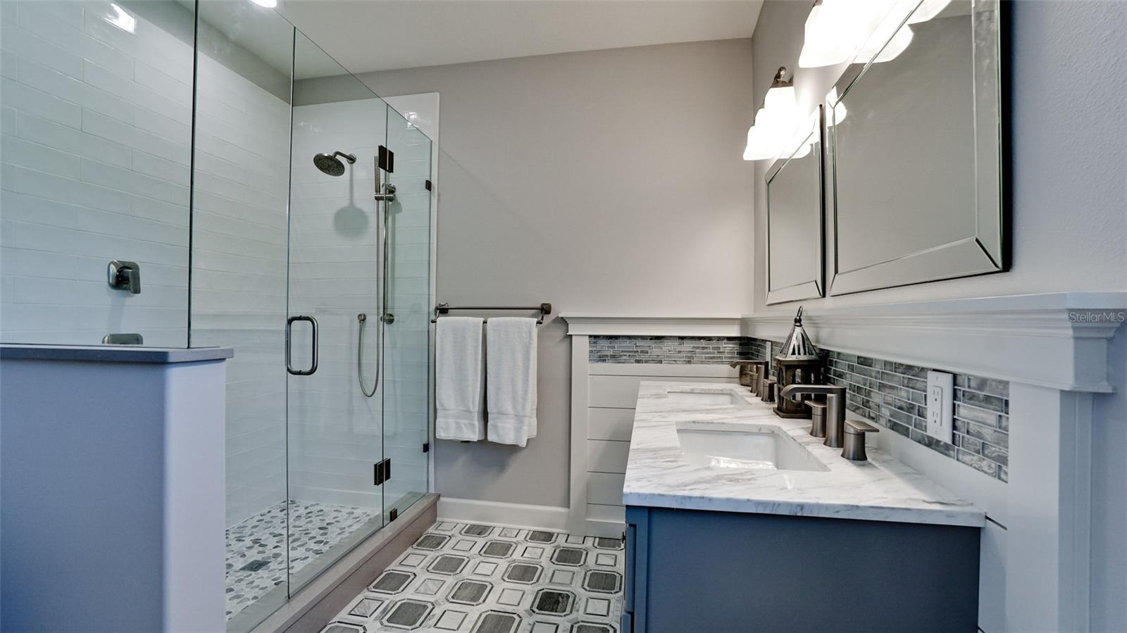 8202 17TH AVE W, BRADENTON, FL, 34209