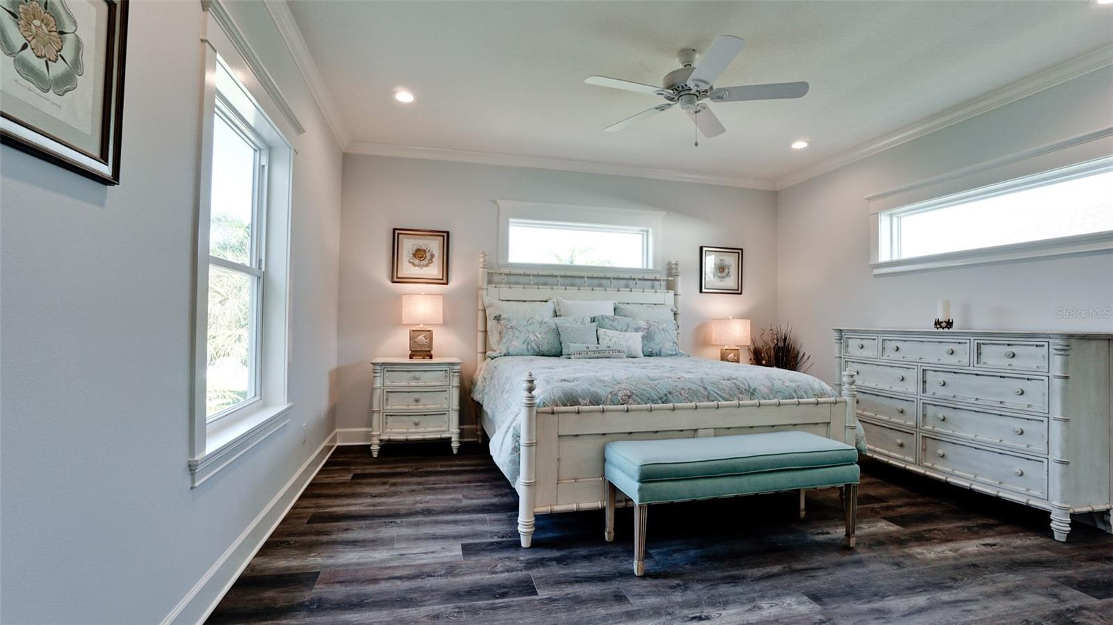 8202 17TH AVE W, BRADENTON, FL, 34209