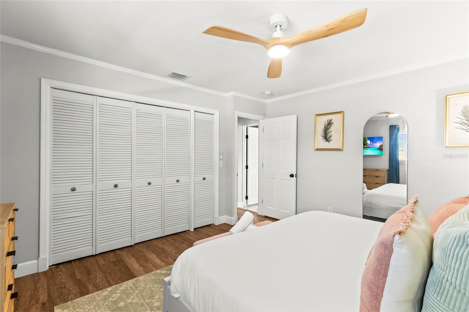 1596 IDLE DR, CLEARWATER, FL, 33756