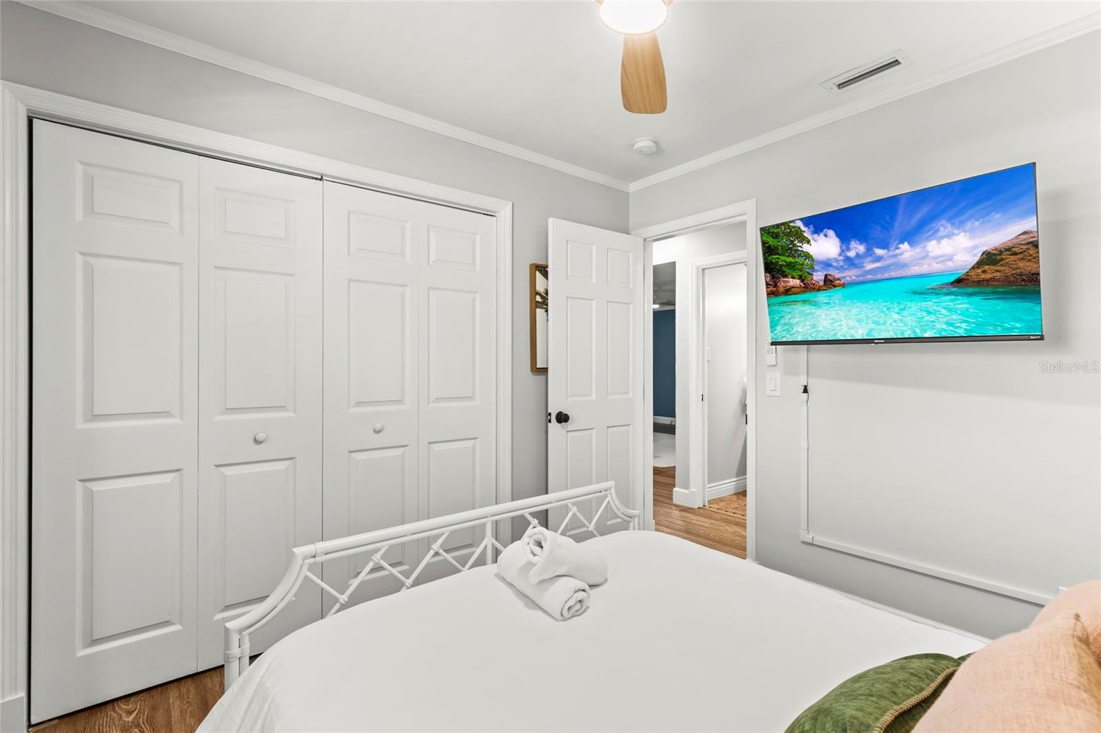 1596 IDLE DR, CLEARWATER, FL, 33756