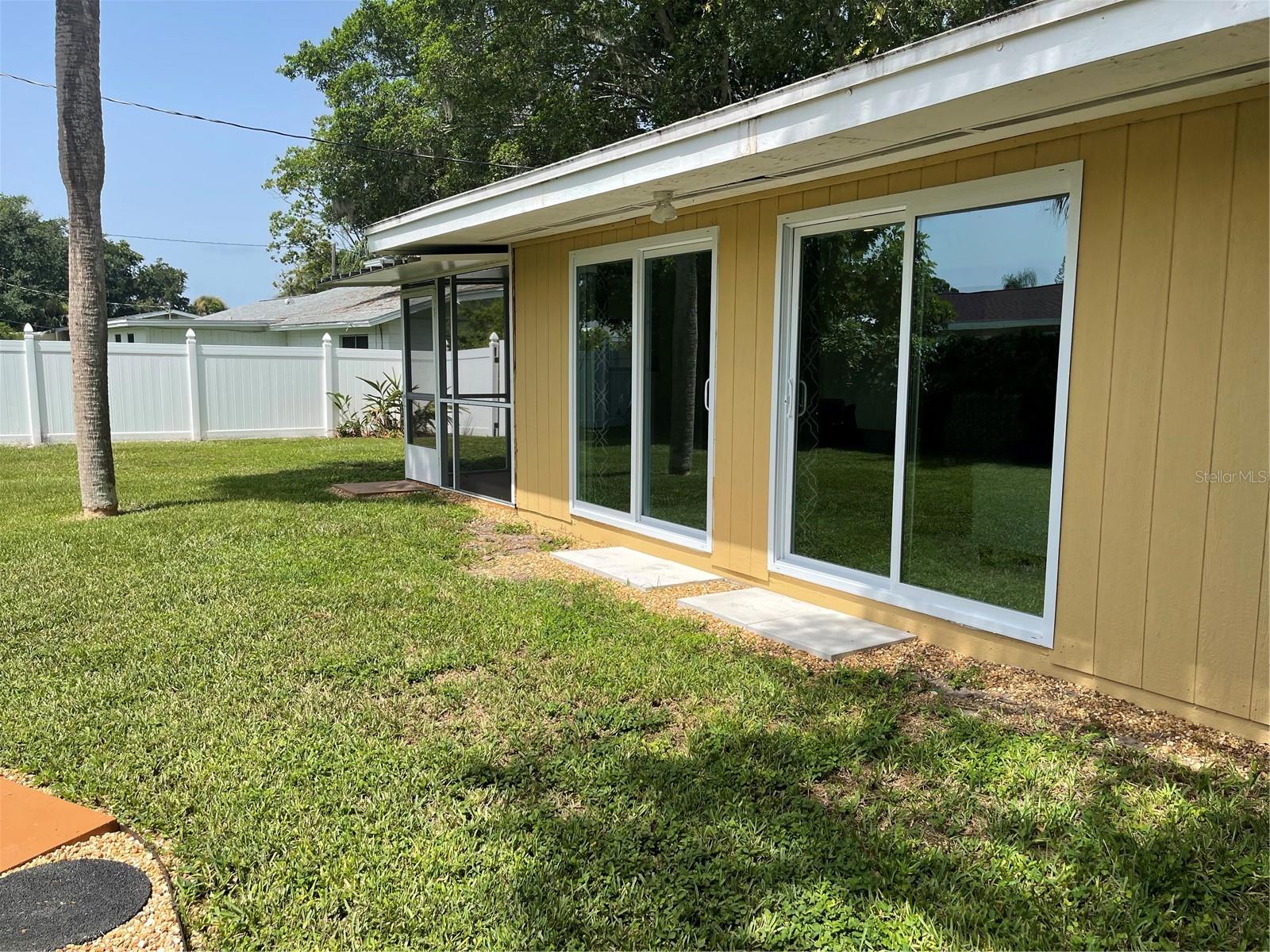 2526 CONSTITUTION BLVD, SARASOTA, FL, 34231