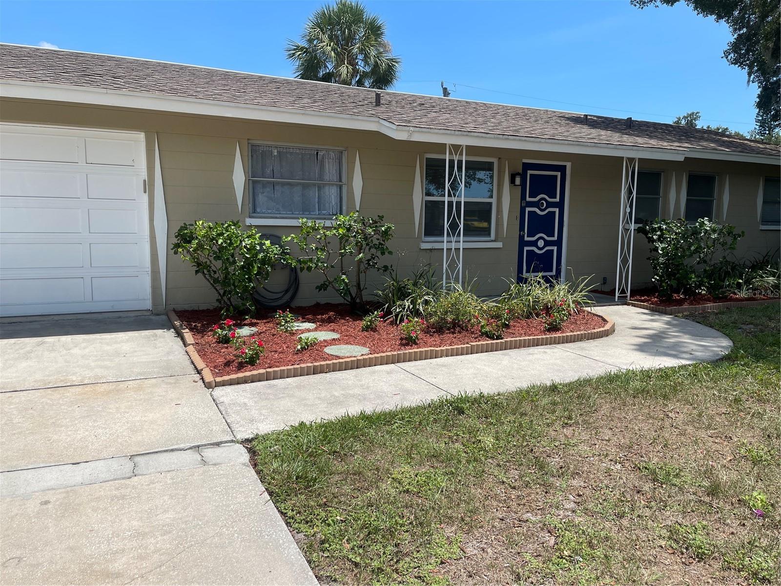 2526 CONSTITUTION BLVD, SARASOTA, FL, 34231