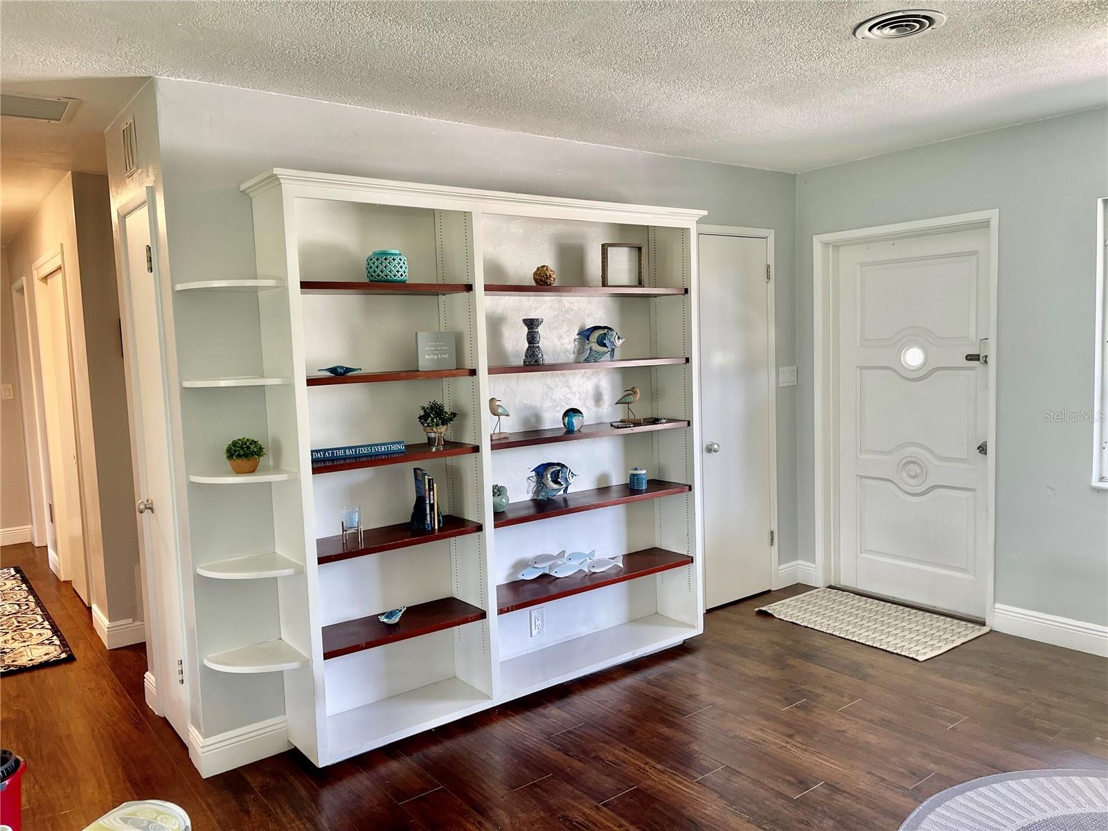 2526 CONSTITUTION BLVD, SARASOTA, FL, 34231