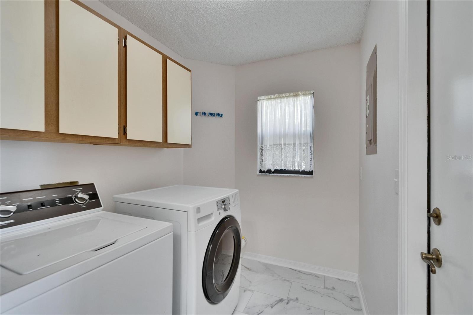 322 NORTHWAY DR, SUN CITY CENTER, FL, 33573