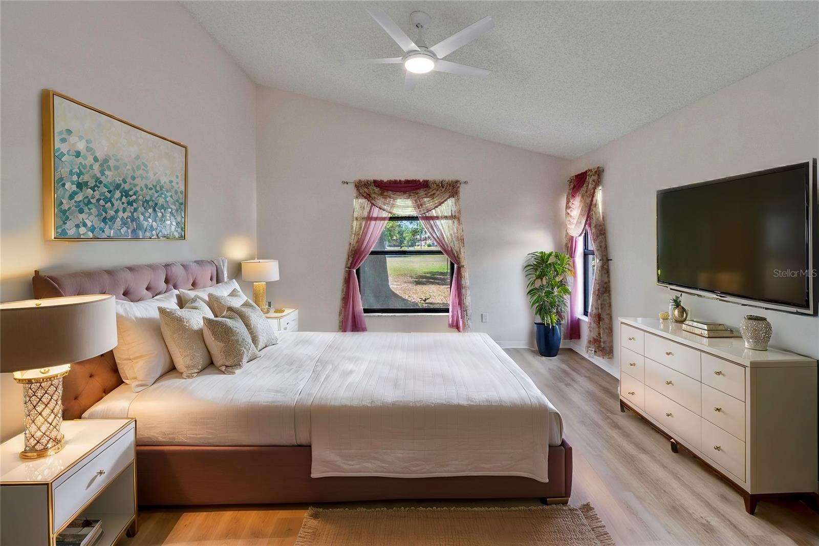 322 NORTHWAY DR, SUN CITY CENTER, FL, 33573