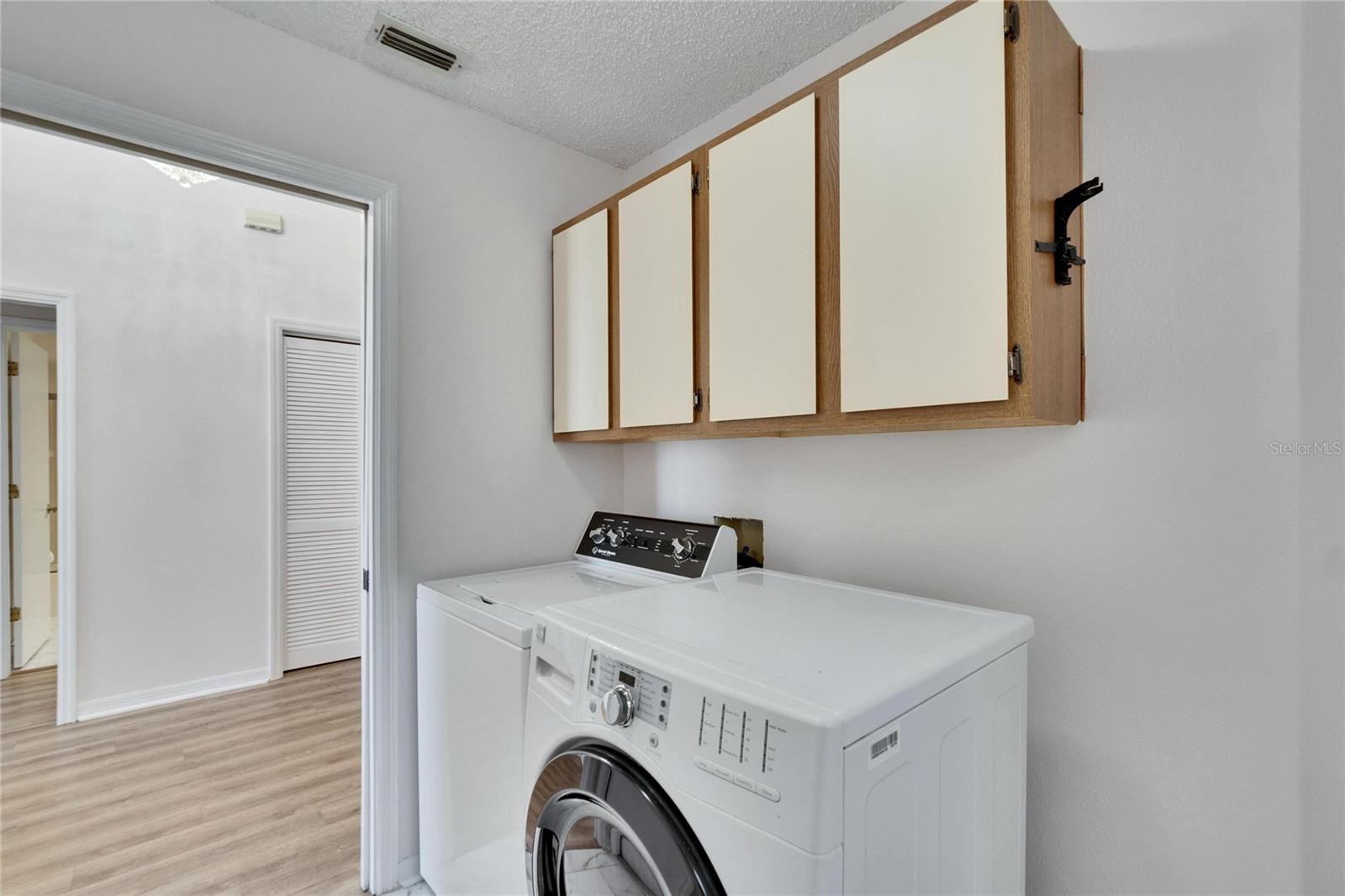 322 NORTHWAY DR, SUN CITY CENTER, FL, 33573