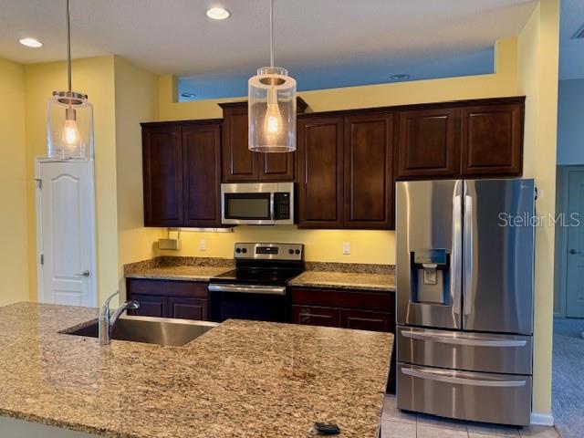 86601 ILLUSIVE LAKE CT, YULEE, FL, 32097