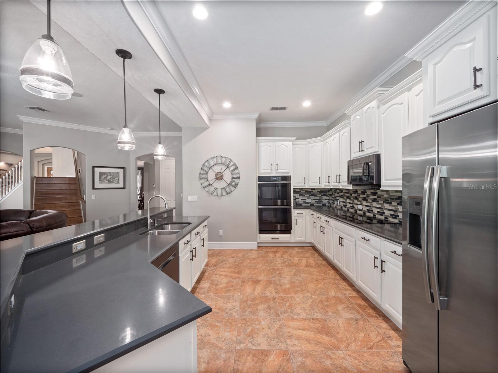 1077 SHADOWMOSS CIR, LAKE MARY, FL, 32746