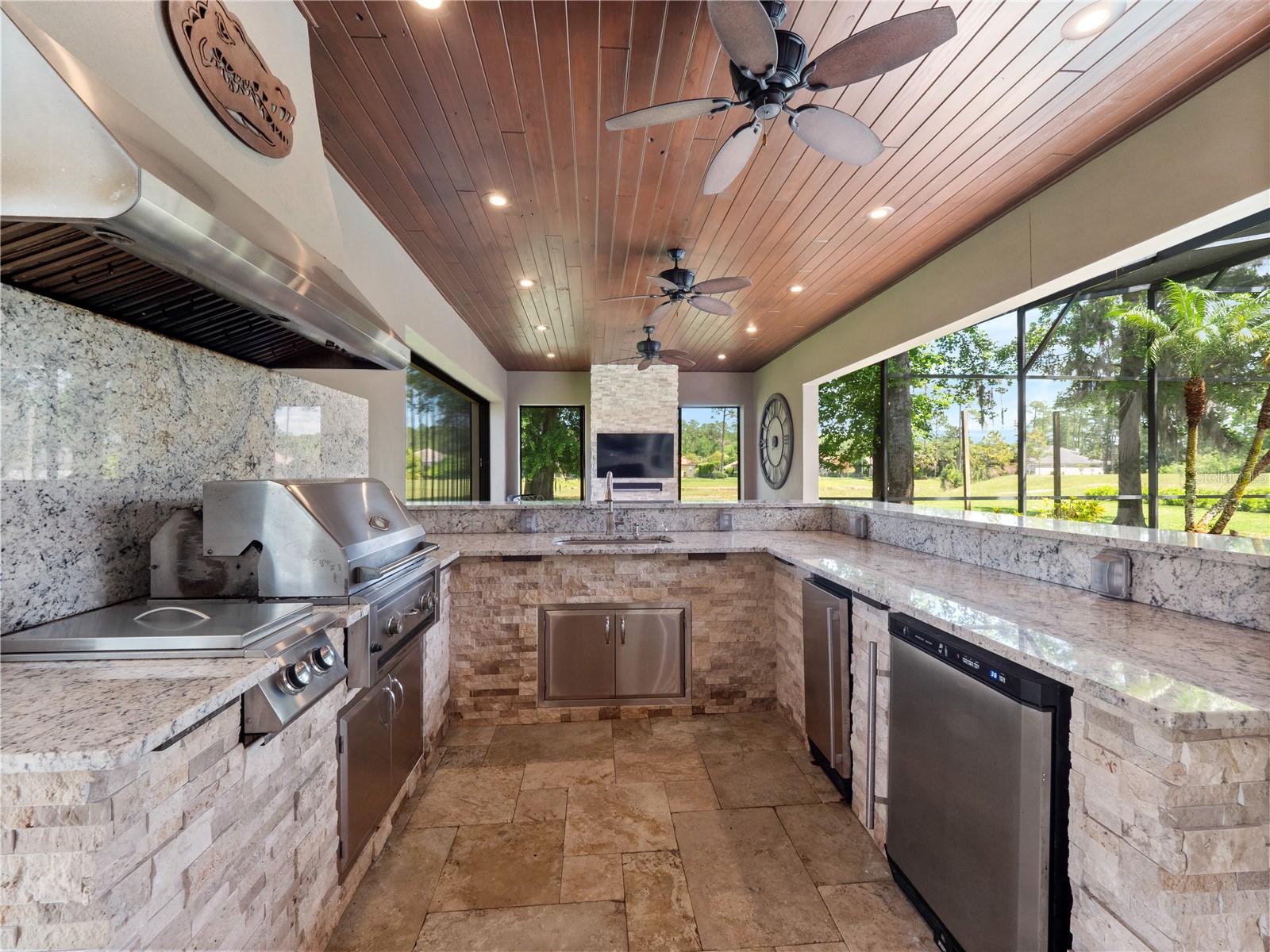 1077 SHADOWMOSS CIR, LAKE MARY, FL, 32746