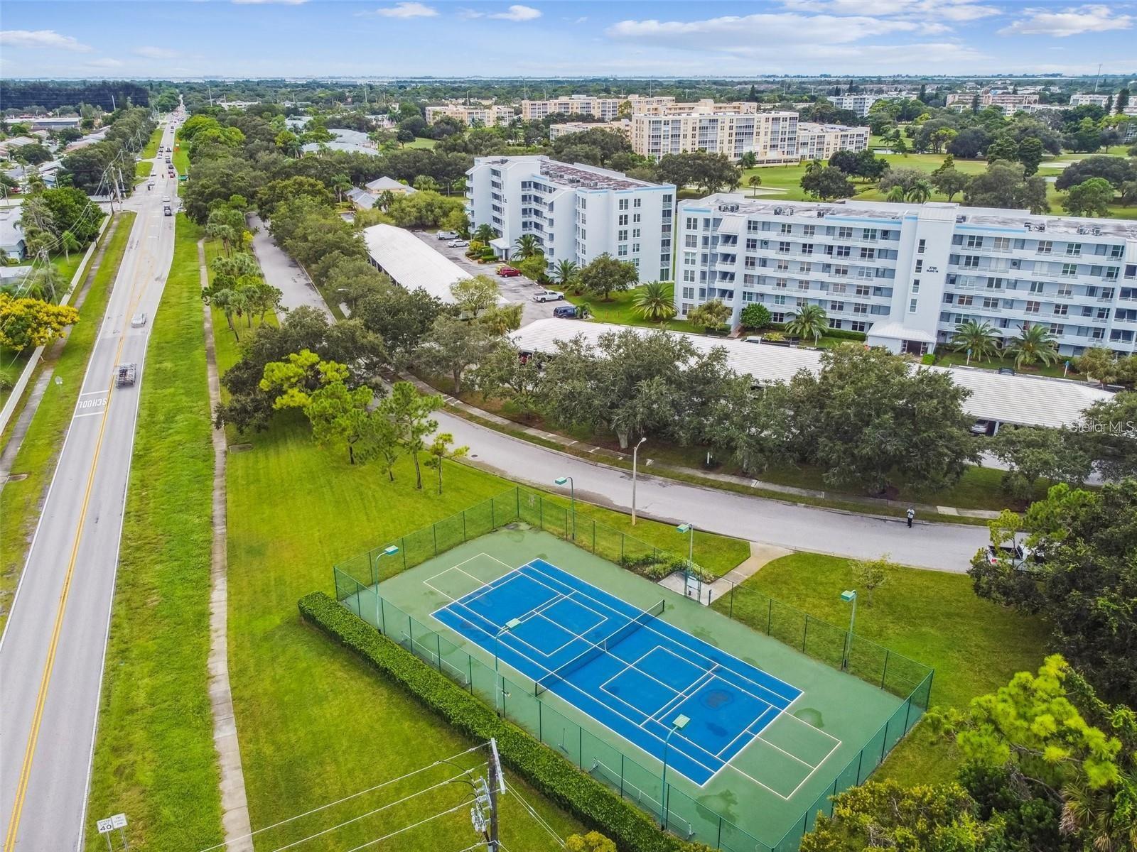 3780 PINEBROOK CIR #102, BRADENTON, FL, 34209